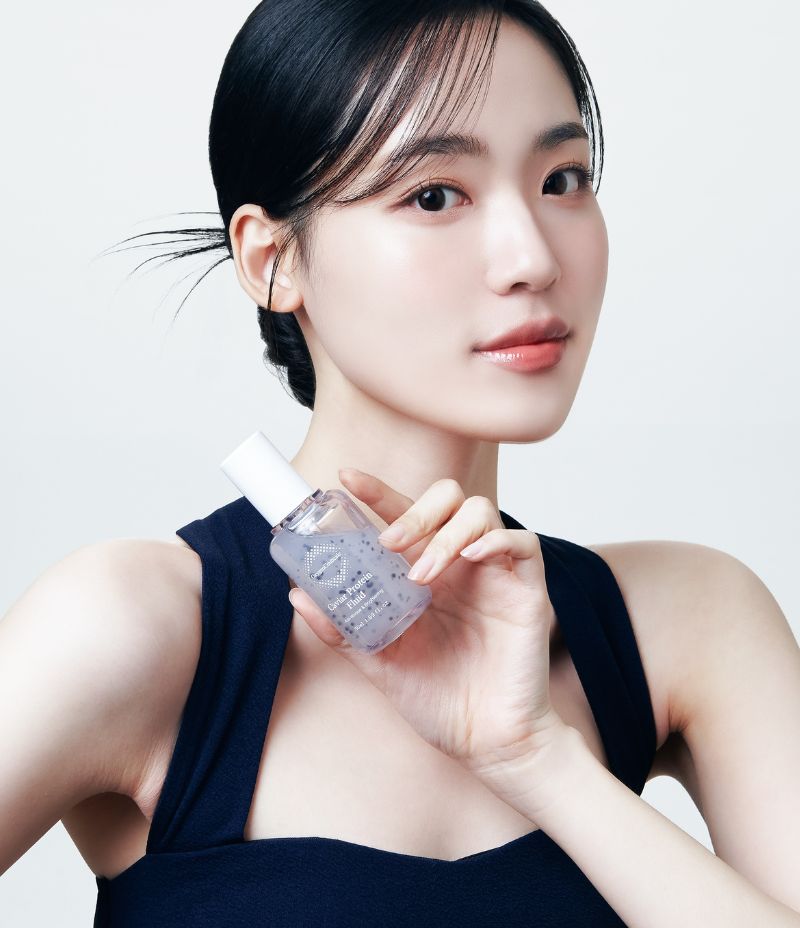 Caviar Protein Fluid concept shot with caviar texture / Caviar Protein Fluid 魚子質地概念圖