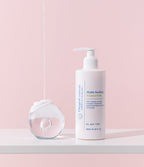 Hydra Soothing Essence Forte concept shot with soothing botanicals