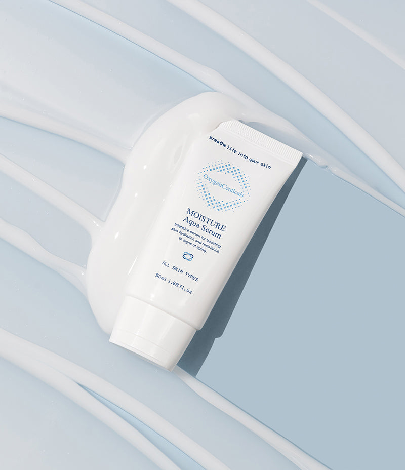 Moisture Aqua Serum lightweight gel serum texture close-up / Moisture Aqua Serum 輕薄啫喱精華 質地特寫