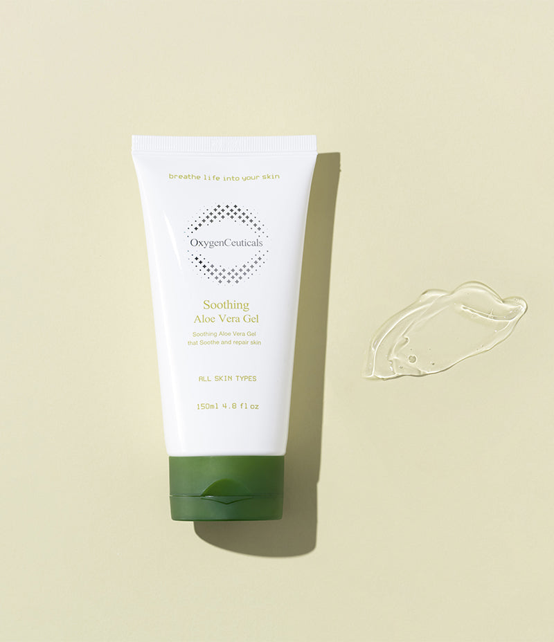 Soothing Aloe Vera Gel cooling after sun concept / Soothing Aloe Vera Gel 曬後降溫概念圖